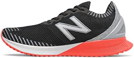 New Balance's FuelCell Echo V1 נעל
