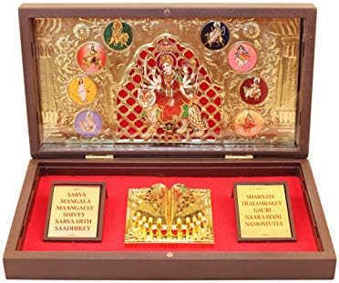 מתנת זהב מצופה זהב 24 קראט מסגרת תמונה של נבאדורגה מאה עם צ 'ארן פדוקה, מתנת החזרה ההודית לפוג' ה, מתנת