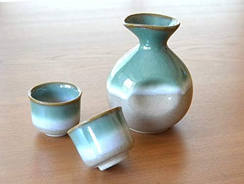 SAKE SAKE 3 PCS מיוצר ביפן חרס אריטה WARE 1 PC בקבוק Tokkuri ו- 2 PCS CUPS BANSHU