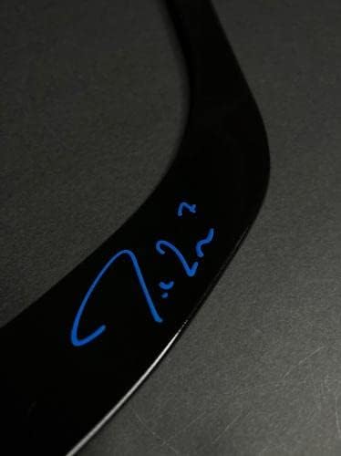 ג'ורדן אברלה חתמה על סיאטל קראקן מיני מקל קנאים B180393 - מקלות NHL עם חתימה