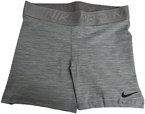 מכנסיים קצרים של Nike Women Pro 365 5 אינץ '
